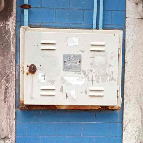 Sobrinos J.Moreno, puerta contadores antes