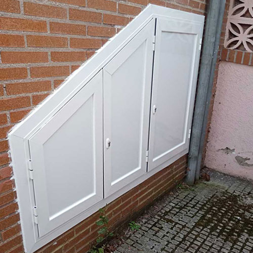Sobrinos J.Moreno, puerta contadores después