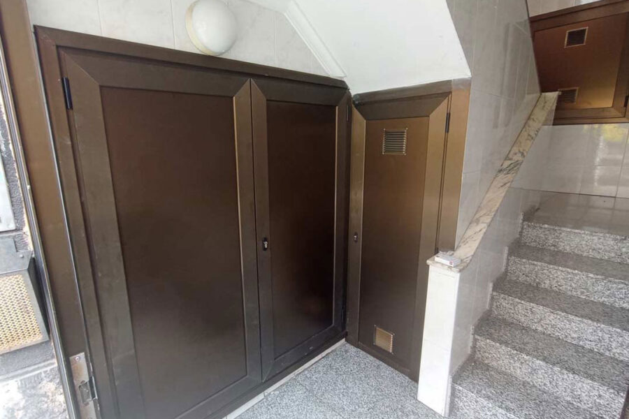Sobrinos J.Moreno, puerta contadores