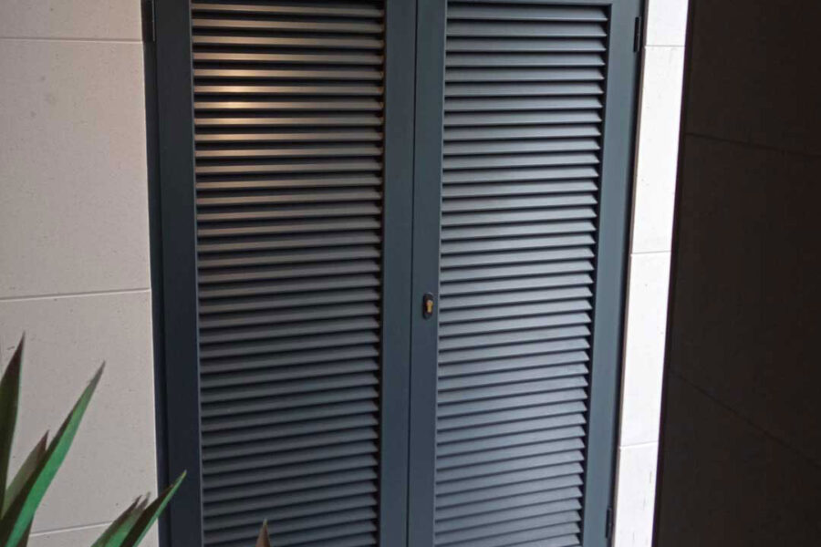 Sobrinos J.Moreno, puerta contadores